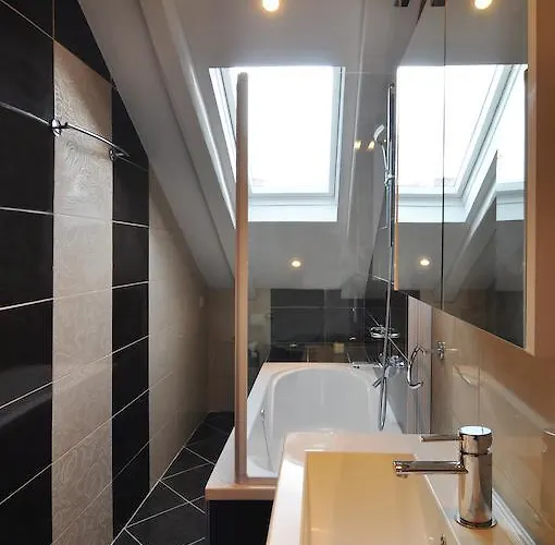 萨勒拉豪华公寓