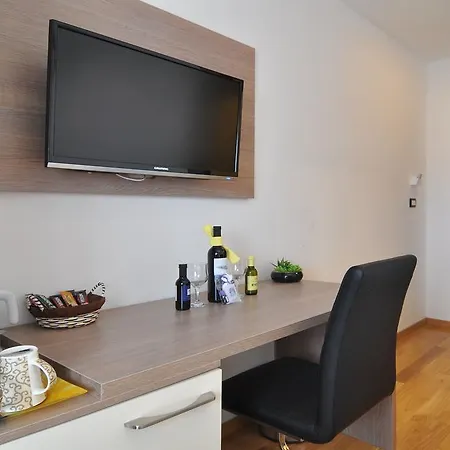 Deluxe & Sarella Appartement