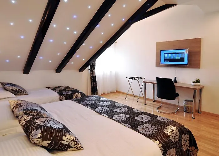 Апартаменты Deluxe & Sarella Сплит