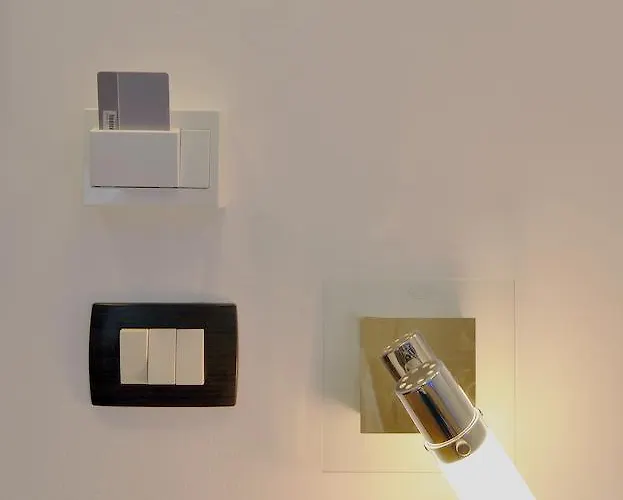 Deluxe & Sarella Апартаменты