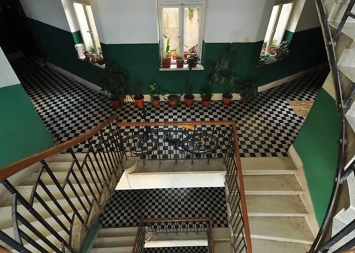 Апартаменты Deluxe & Sarella